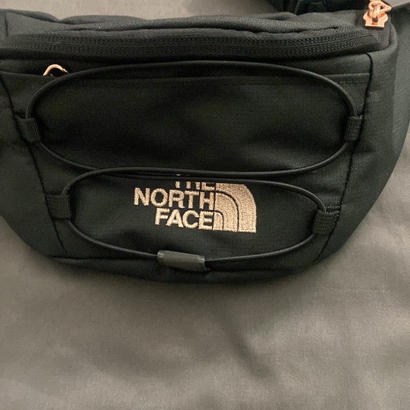 North Face belt bag - Picture 3 of 3